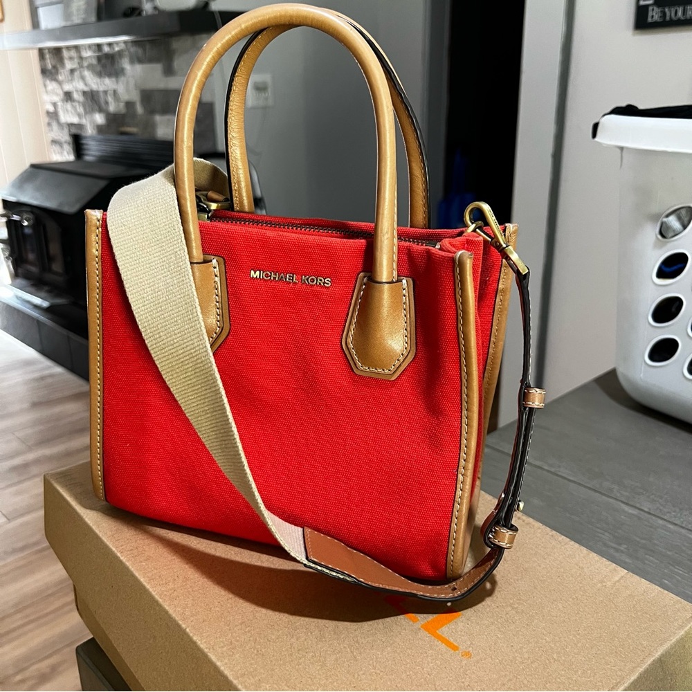 Like NEW Michael Kors Mercer canvas satchel